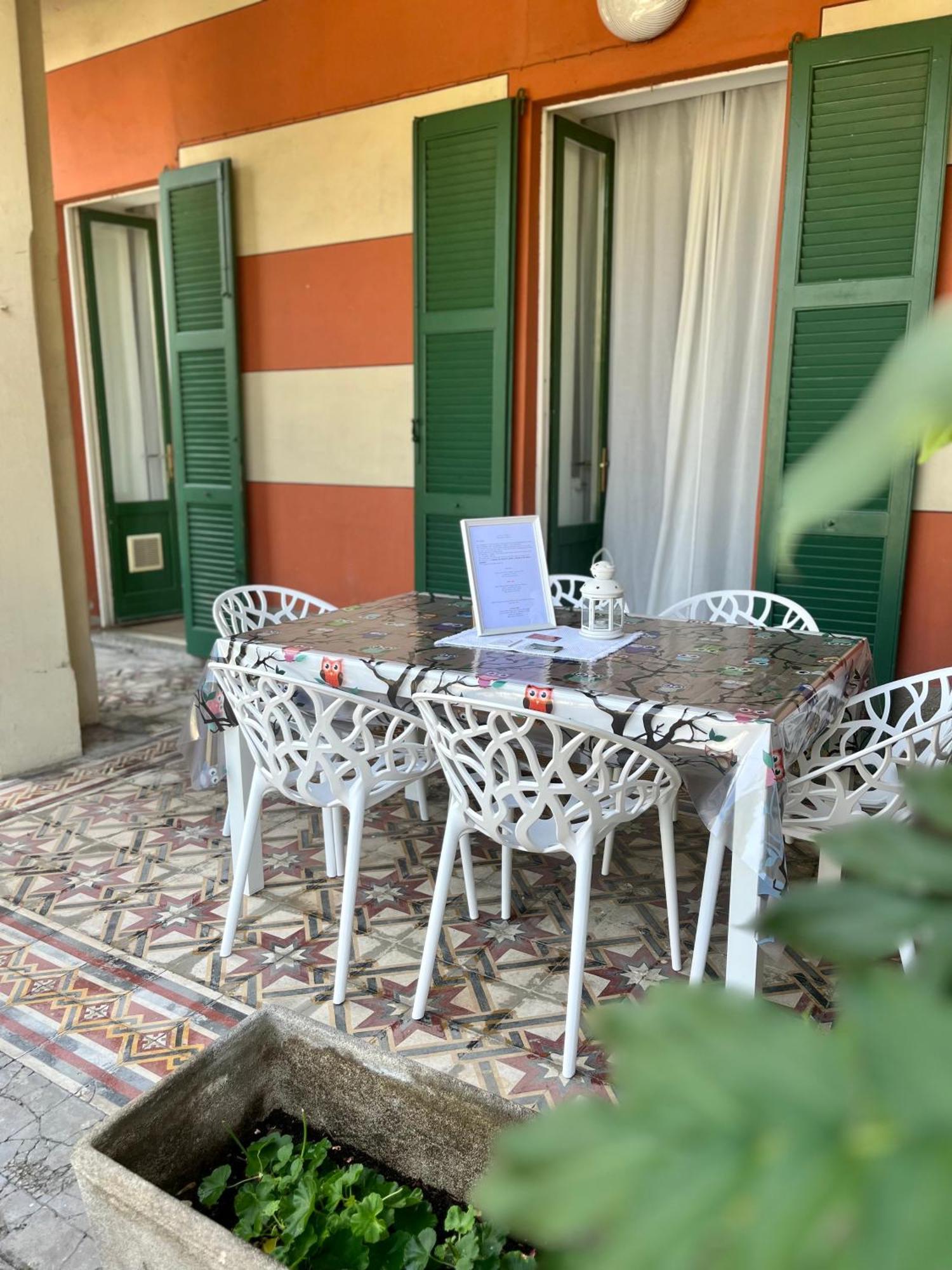 V&C Home Rental Specialist Appartamenti Fronte Lago Maggiore Germignaga Exteriér fotografie