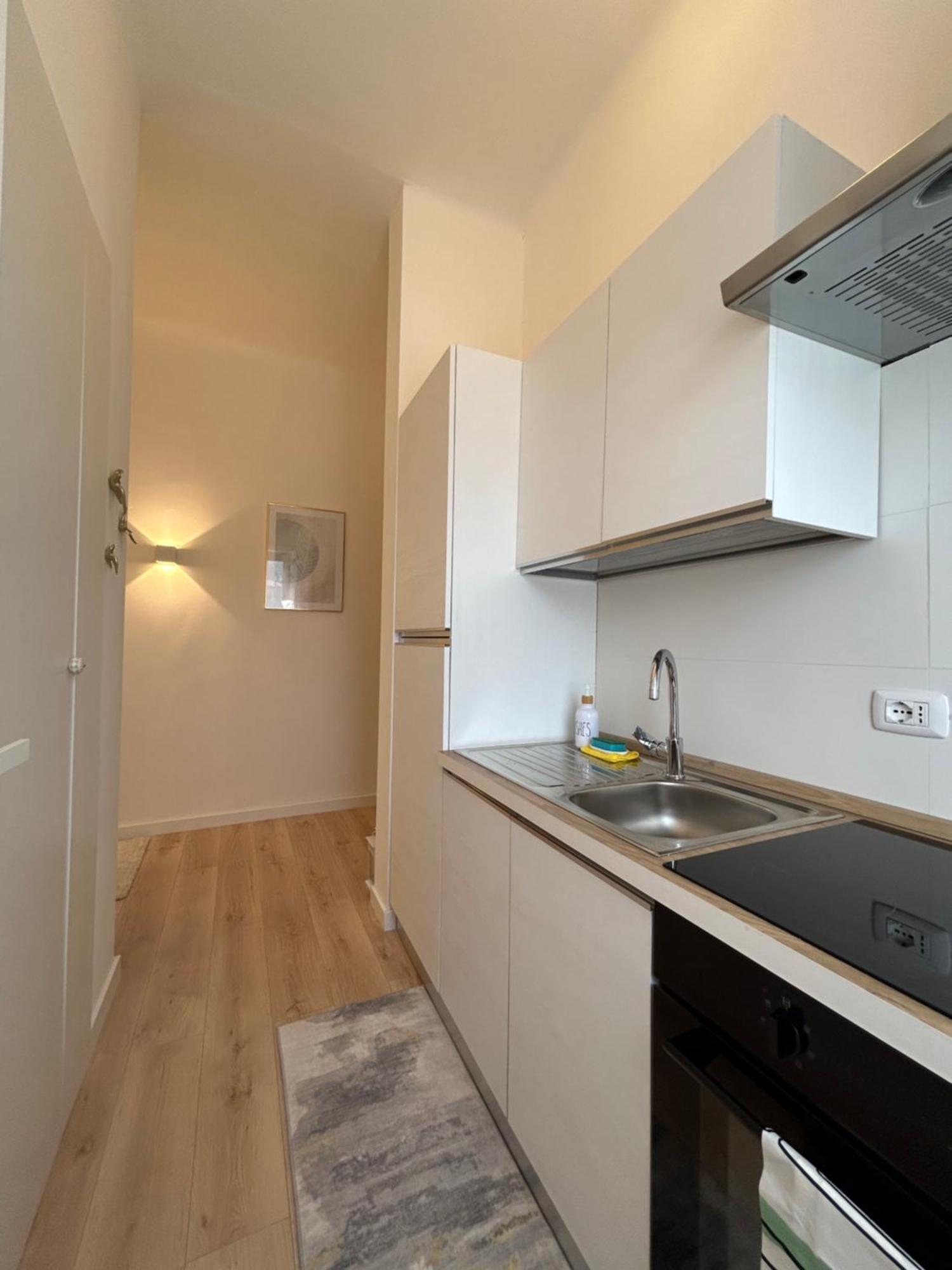 V&C Home Rental Specialist Appartamenti Fronte Lago Maggiore Germignaga Exteriér fotografie